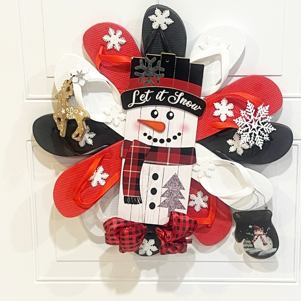 Let it Snow Christmas Wreath, Snowman Wreath, Flip Flop Wreath for Fromt Door